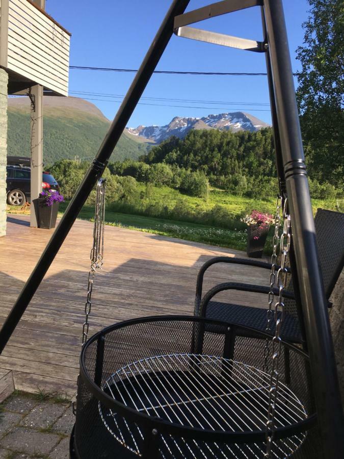 Hundbergan Apartment-Free Parking-15 Min From Tromso Tromsdalen 外观 照片